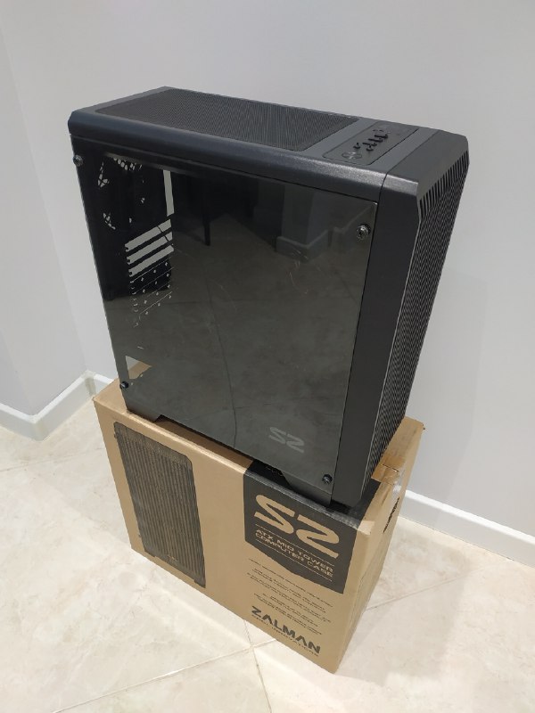 Корпус компьютера Zalman S2, ролики, лонгборд, ключ разводной