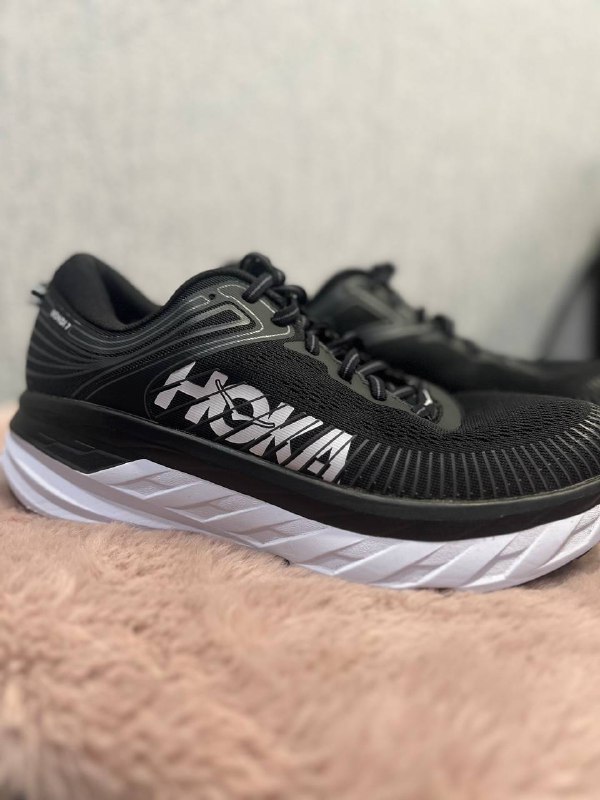 Кроссовки Hoka Bondi 7, размер 40 3