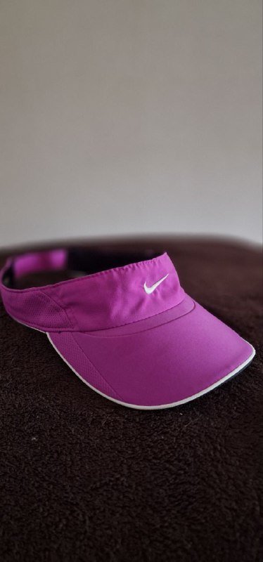 Бейсболки, спорт козырьки 2XU и Nike 10