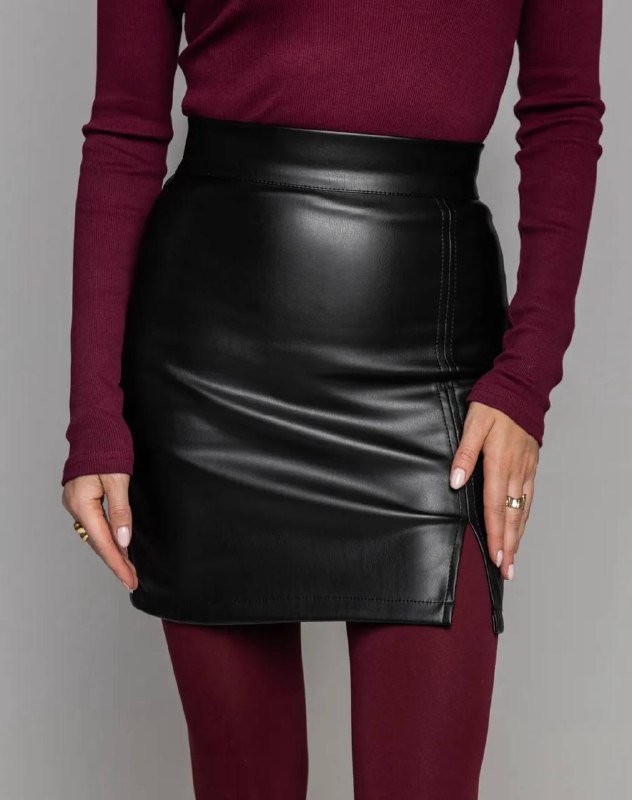 Юбка из эко-кожи 44 размер 2