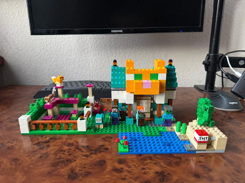 Lego The Crafting Box 4.0 21249 Minecraft 1