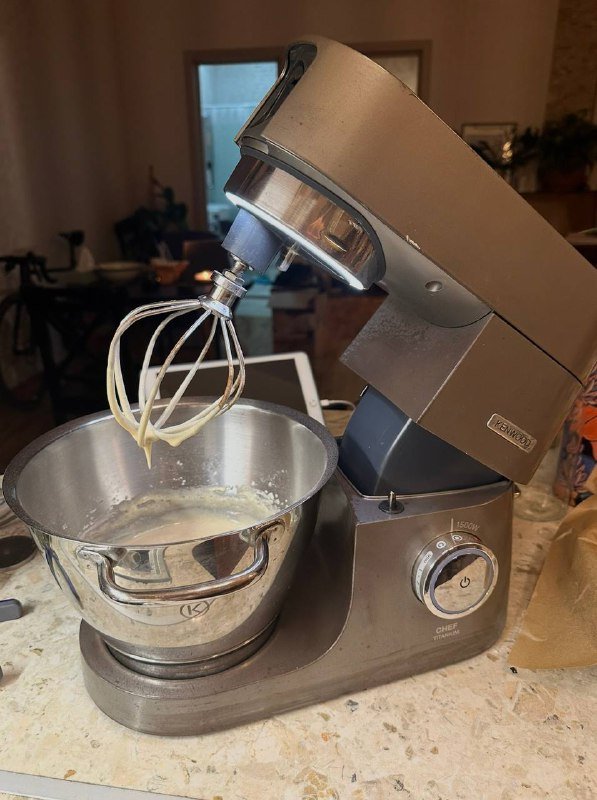 Кухонный комбайн Kenwood Chef 2