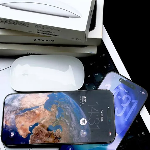 iPhone 16 Pro Max 512 GB, iPhone 16 Pro 128 GB, Apple Magic Mouse USB-C Black