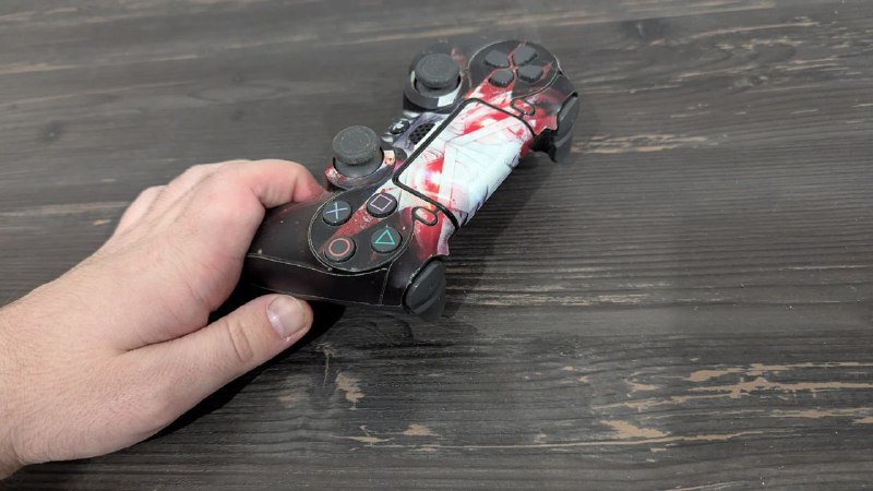 клавиатура, наушники Major 3, корпус, монитор, DualShock 4 7