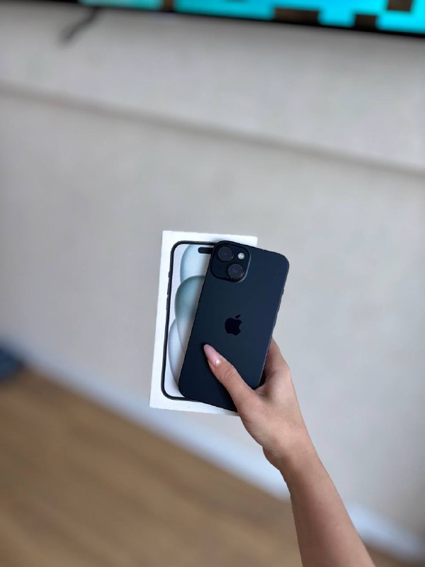 iPhone 15, Планшет Samsung Tab A, Электросамокат Ninebot D18 2