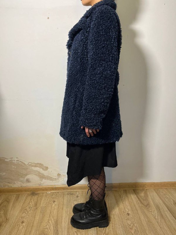 Шубка черничного цвета размер S-M 2