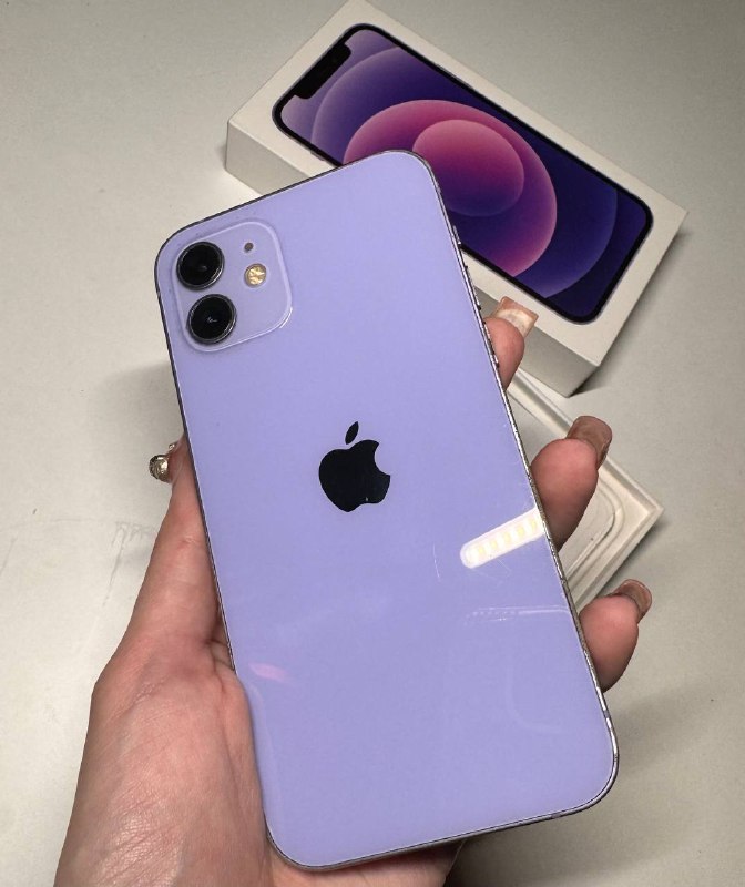 Фиолетовый iPhone 12 на 64Гб 2