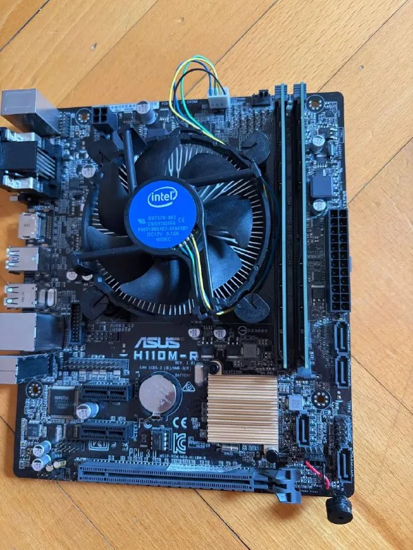 Комплект ASUS H110M-R, Intel Core i3-7300, 8 GB DDR4 1