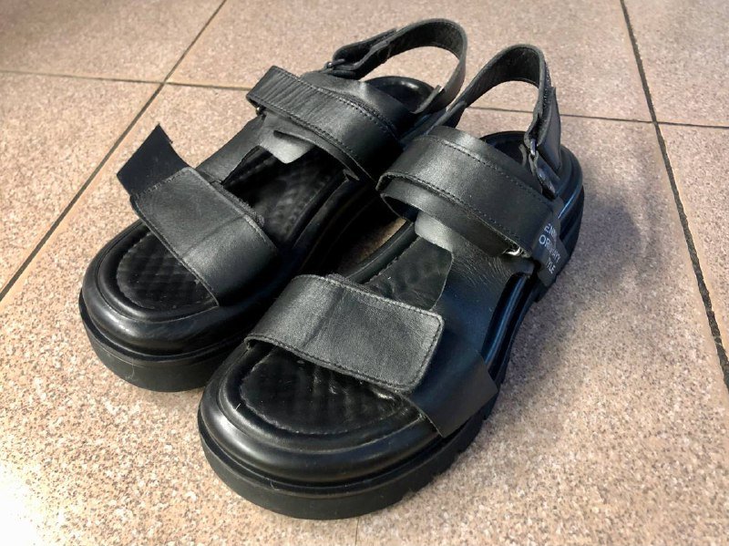 Черные кожаные сандалии 37-39 размер 5