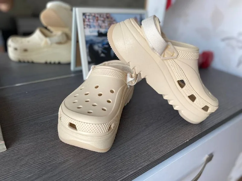 Crocs 1