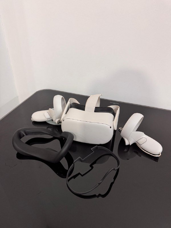 Meta Oculus Quest 2 White VR-гарнитура