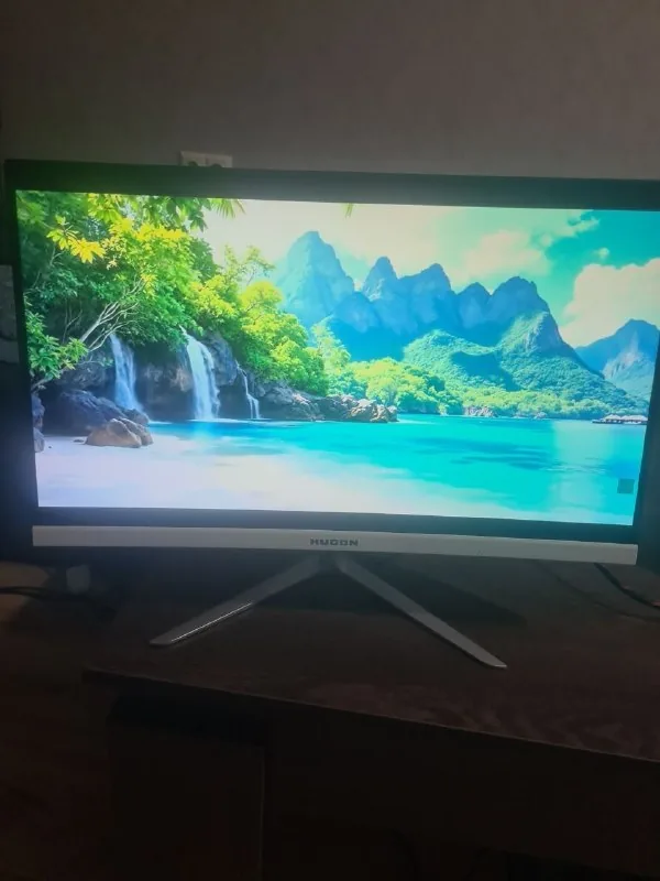 Монитор HUGON 24" 1