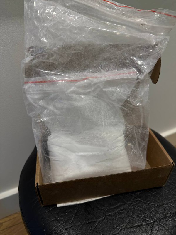 Термопистолет, базы для диффузора, силиконовые молды, пигменты для гипса, емкость для плавления воска, акриловый лак 4