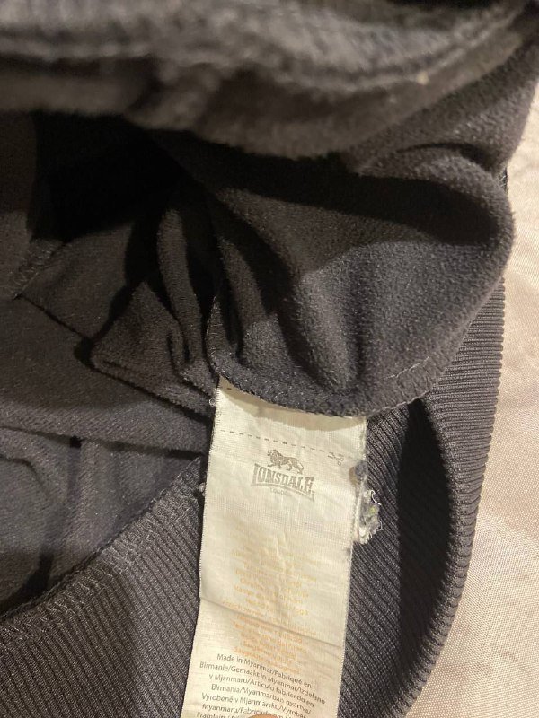 Lonsdale zip-up jacket size M 5