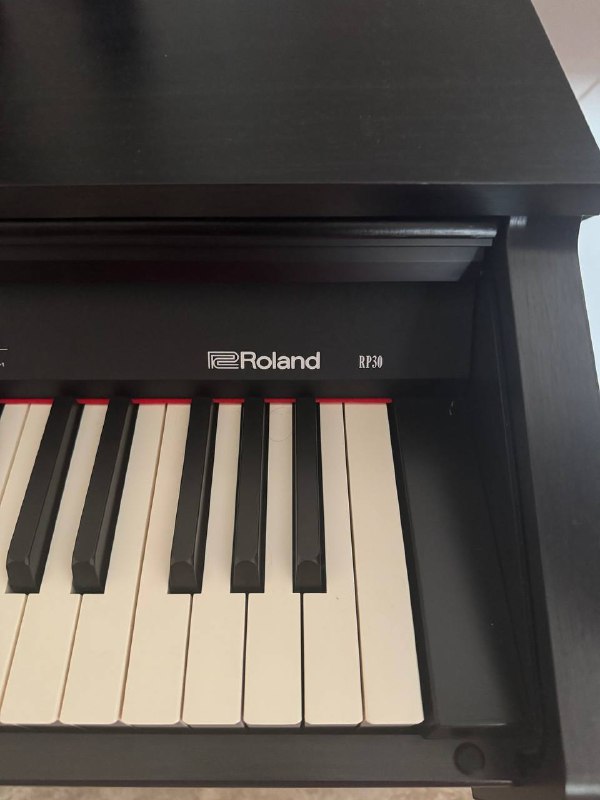 электро пианино Roland 2
