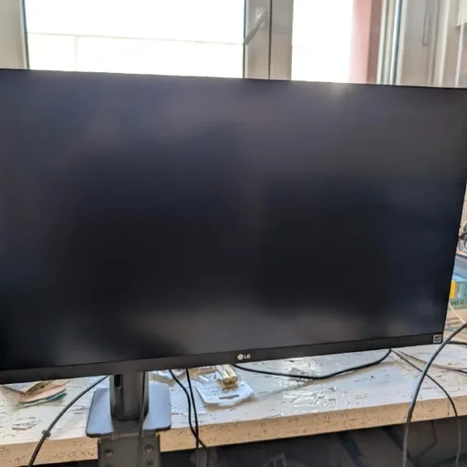 Монитор LG 27UN880P-B