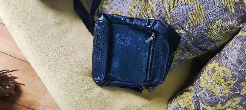 Сумка Armani из натуральной кожи