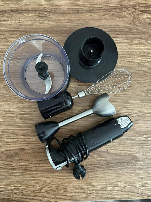 Погружной блендер Panasonic с насадками