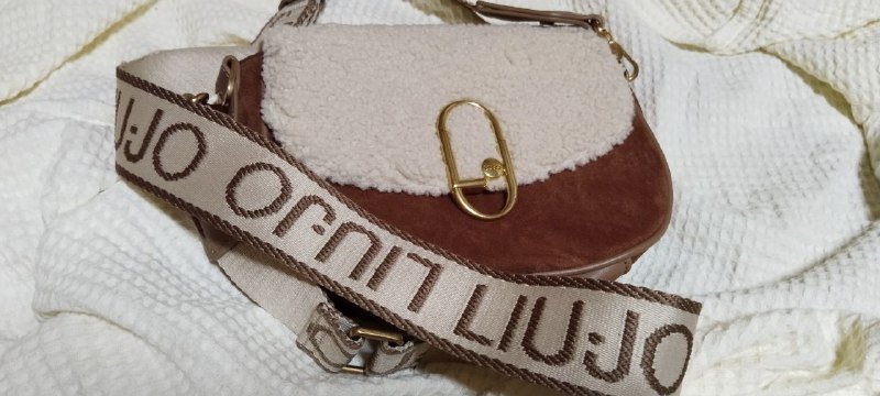 Сумки кросс-боди Шанель, бижутерия 2