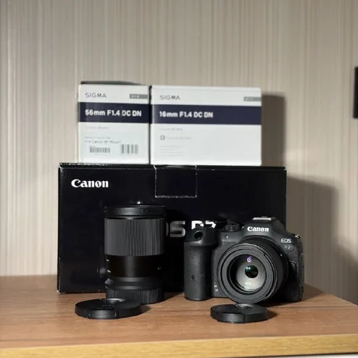 Canon R7, Sigma 16mm F1.4, Sigma 56mm F1.4