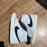 Nike Blazer Mid '77 Vintage sneakers 3