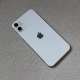 iPhone 11, три чехла 2