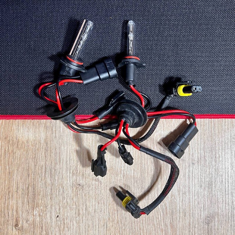 Сумка козырек авто, баллонник, антирадар, кабеля, блоки розжига ксенона 8