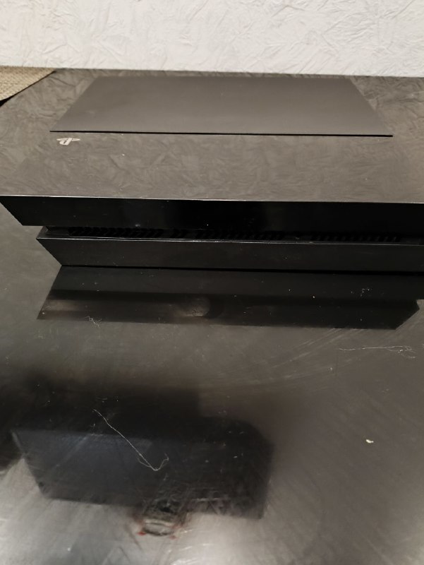 пс4 playstation 500гигов с 2 джойстиками и флешкой, часы corren 5