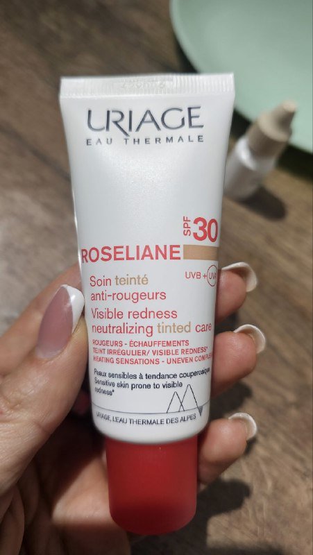 Оттеночный уход для лица Roseliane SPF 30