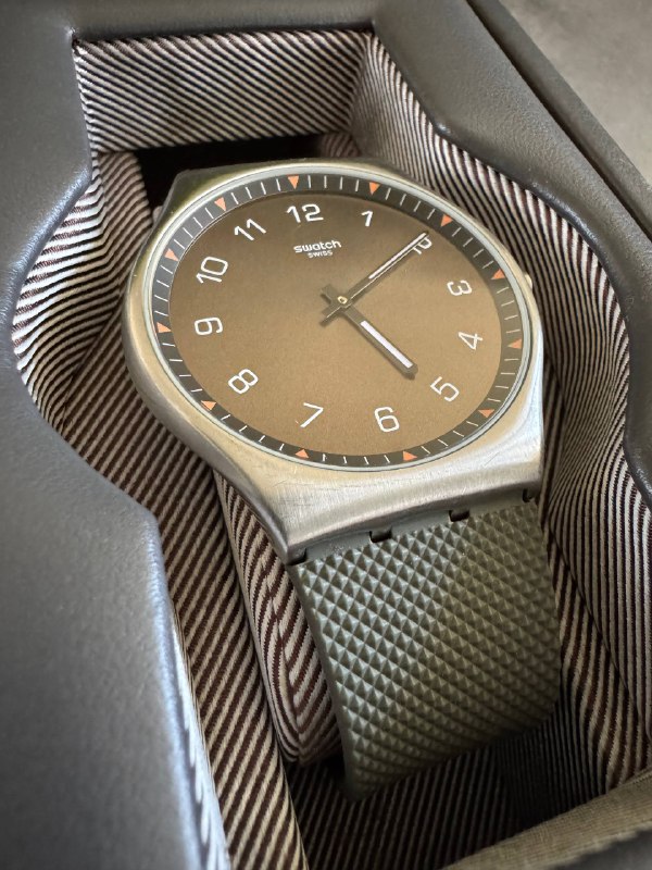 Omega x Swatch MoonSwatch, Swatch SISTEM KNIGHT, Swatch SKINEARTH 4