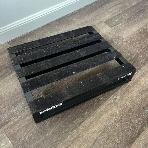 Pedalboard Pedaltrain Novo 18
