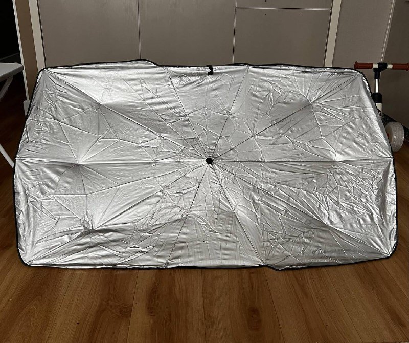 Солнцезащитная шторка-зонт для лобового стекла авто 2