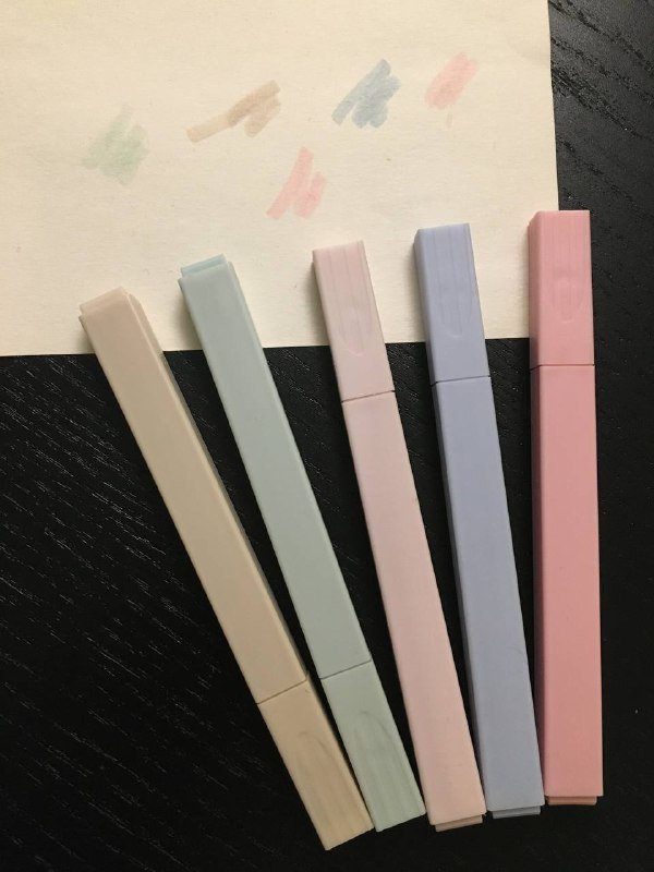 Маркер хайлайтер, глобус, камера наблюдения, ножницы садовые, пассатижи, резиновый молоток, мультитул велосипедный, изолента, ключи и биты, свечи, скакалка, насос и фонарь для велосипеда, коврик джутовый 10