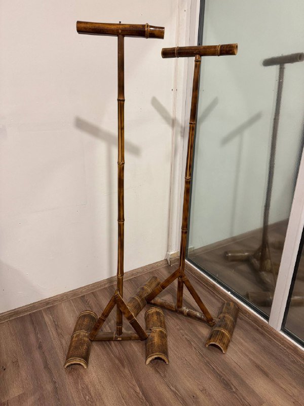 Стойка из бамбука