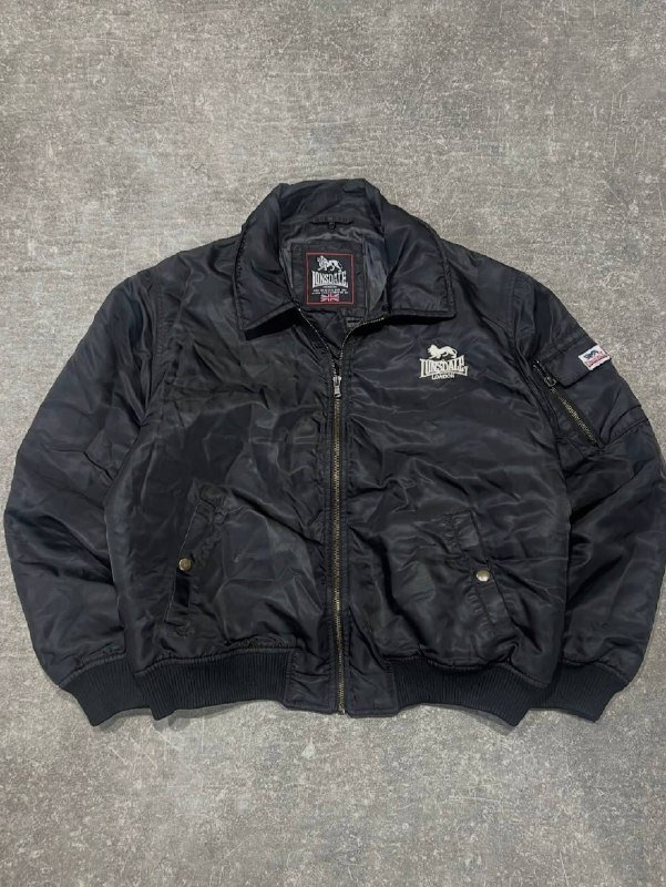 Мужская куртка Lonsdale черная