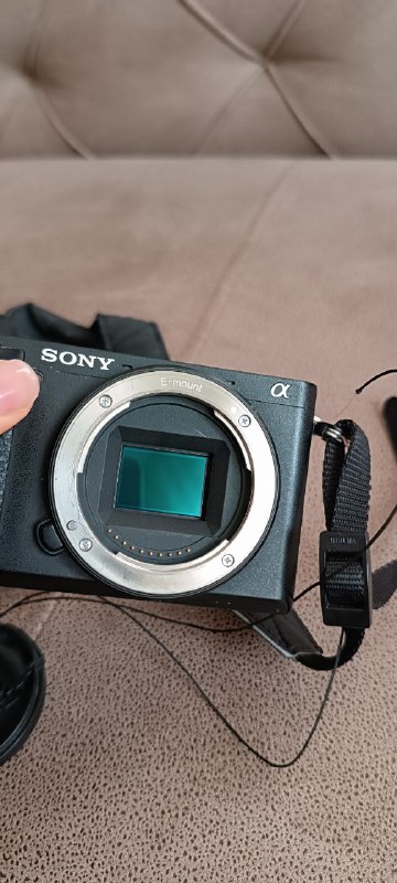 Sony Alpha 6500 Camera with 18-135mm Lens 2
