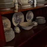 Фарфоровый сервиз, тарелки, блюда, супница, соусник 4