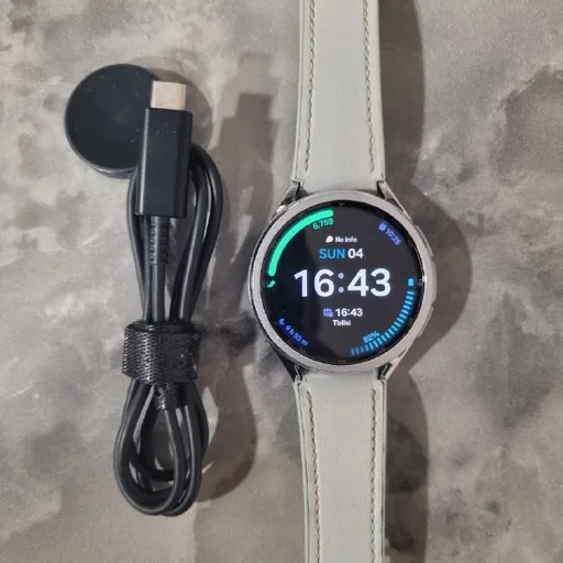 Годинник Samsung Watch 6 Classic із зарядним пристроєм