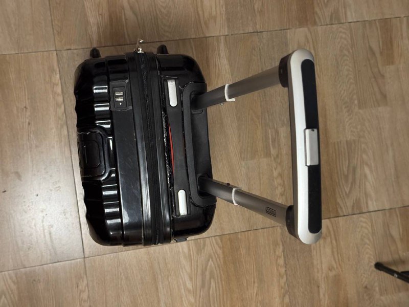 Чемодан 50 лари 6