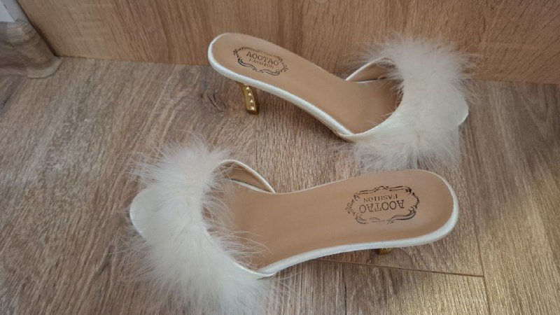 Женские туфли 39 размер