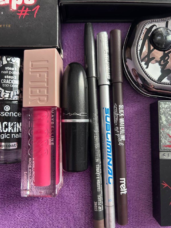 Косметика брендовая набор тени помада лак для ногтей и др. 2