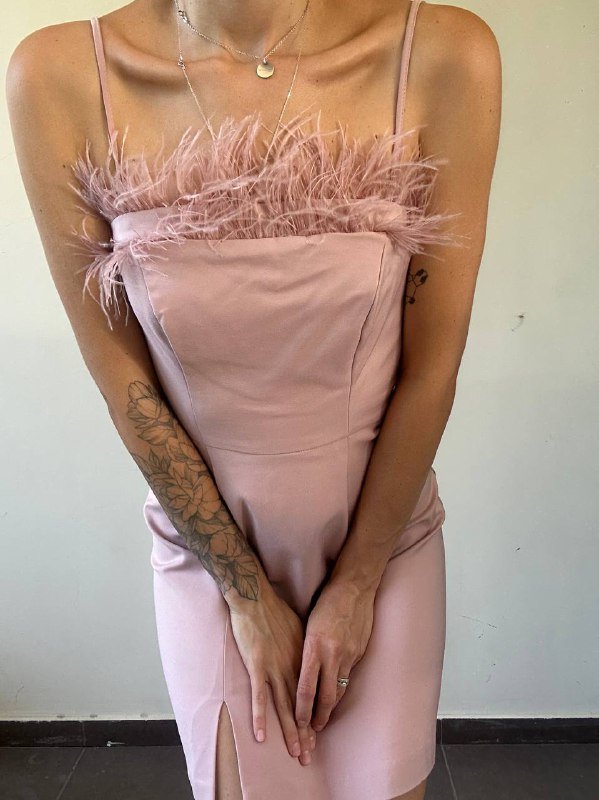 бледно-розовое коктейльное платье MOHITO 2