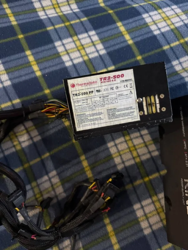 Блок питания Thermaltake TR2-500W 1