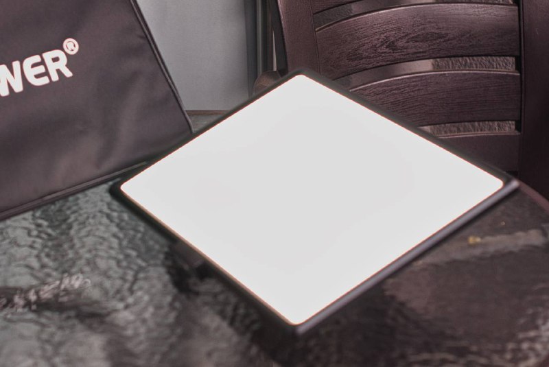 Neewer NL288 LED Video Light