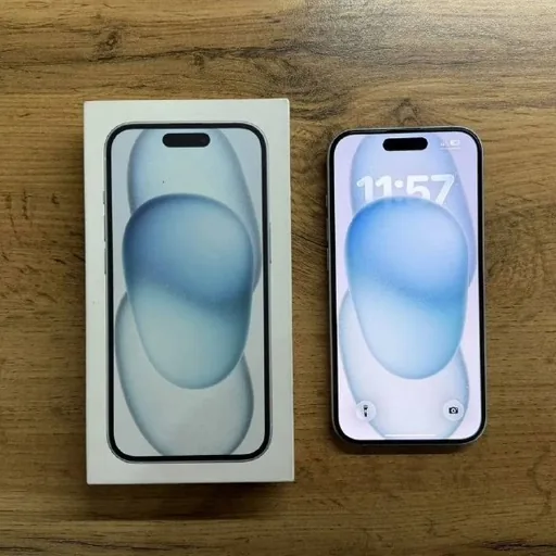 iPhone 15 128GB светло-голубой