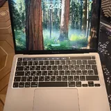 Acer Nitro 5, Apple MacBook Pro 7