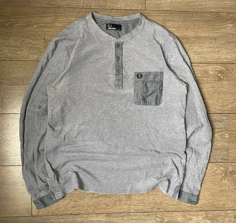 Fred Perry лонгслив размер L