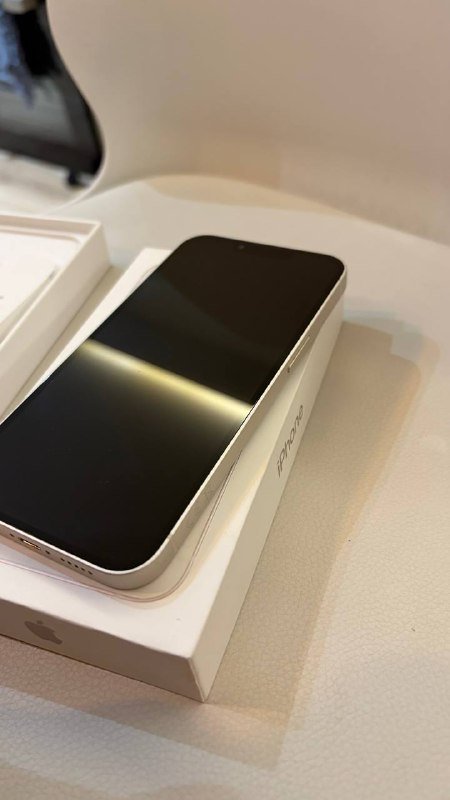 iPhone 13 256gb белого цвета