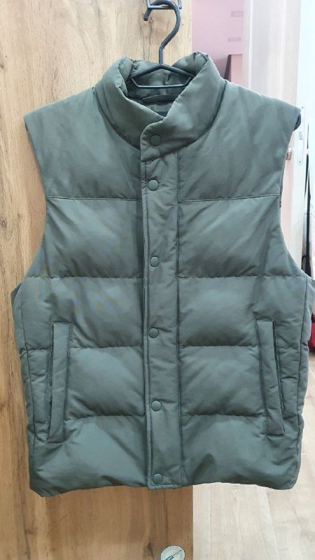 Жилетка uniqlo теплая размер XS