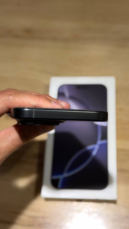 iPhone 16 pro max black titanium 256GB 2